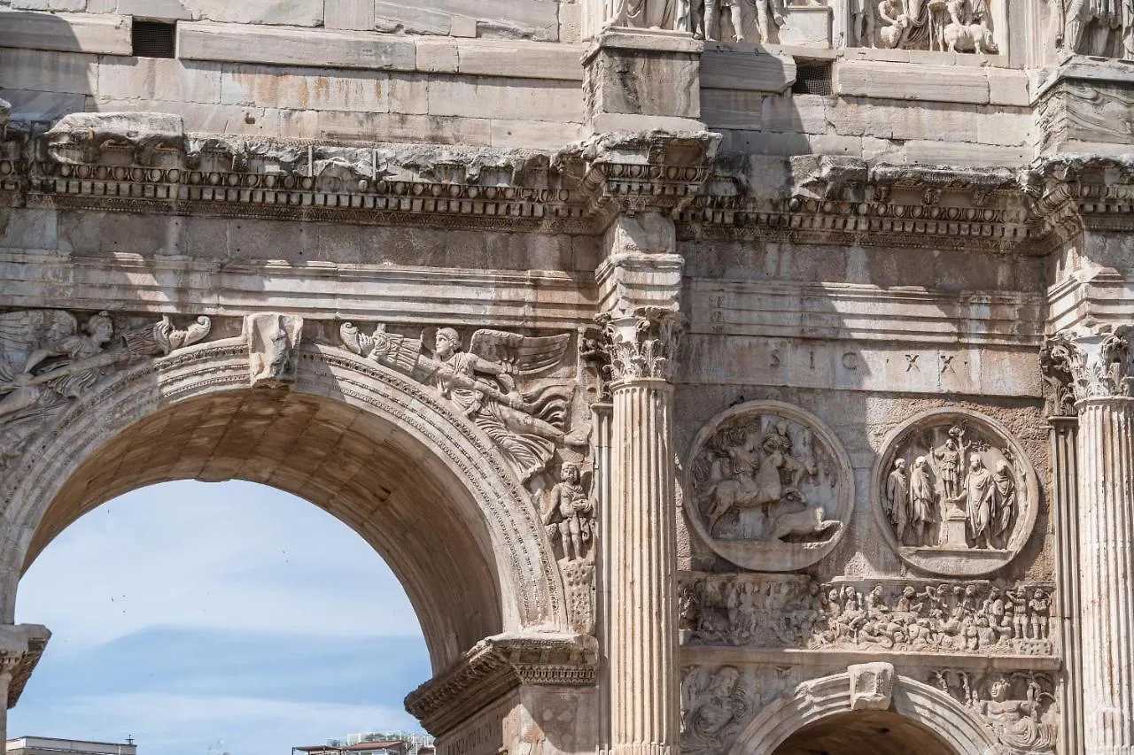 Colosseo Luxe Apartment In The Center Of Roma Italia