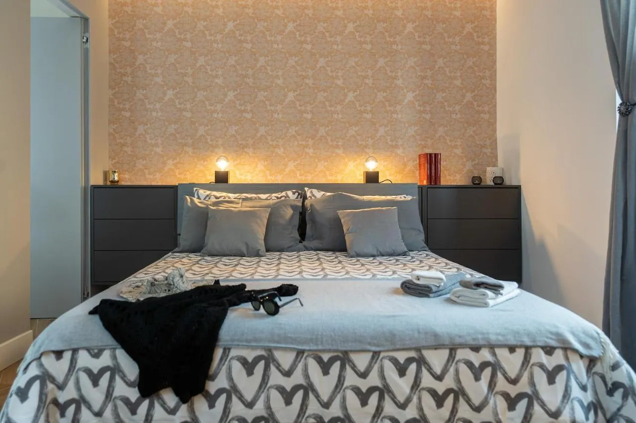 Colosseo Luxe Apartment In The Center Of Rome 0*,  Italy